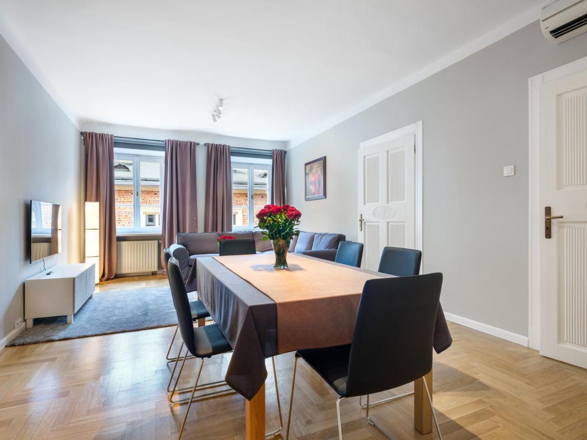 Apartments Rynek Glowny Krasków Εξωτερικό φωτογραφία
