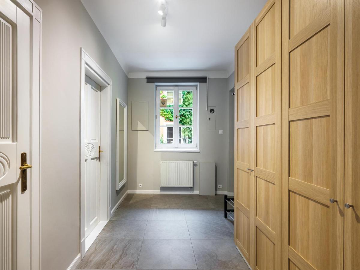 Apartments Rynek Glowny Krasków Εξωτερικό φωτογραφία