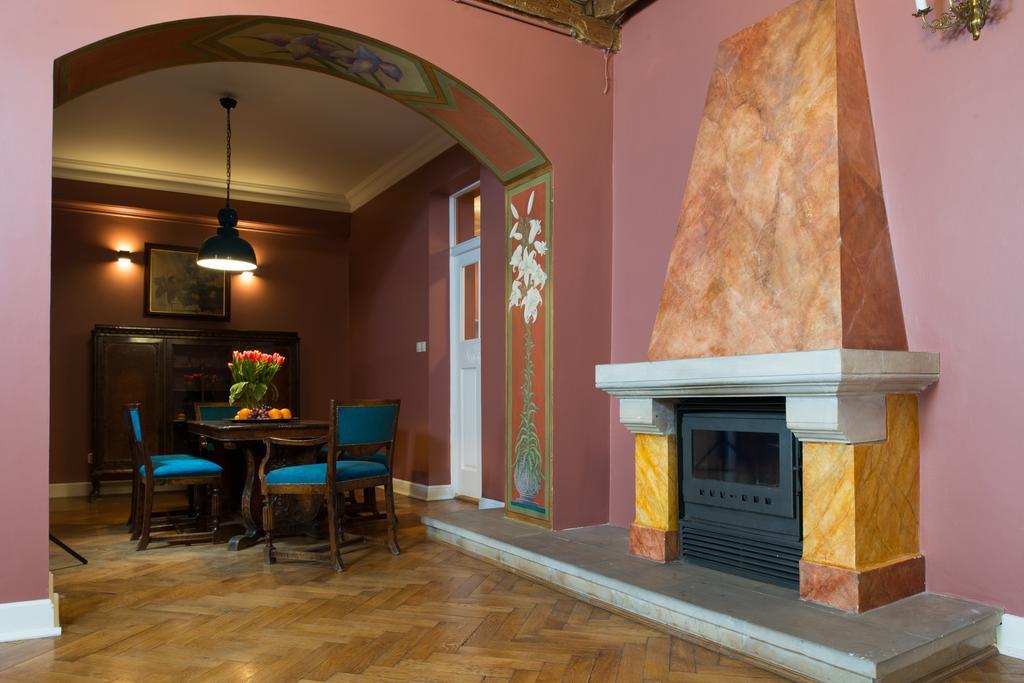 Apartments Rynek Glowny Krasków Δωμάτιο φωτογραφία